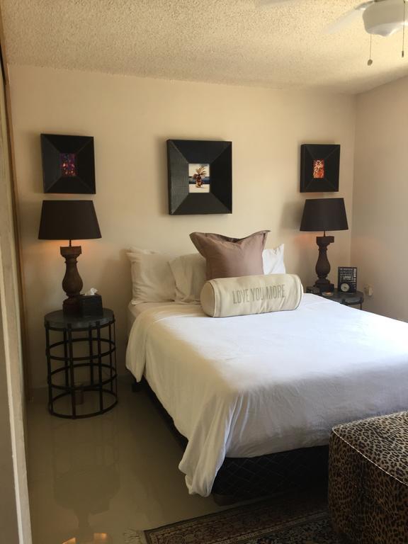 Pied-A-Terre Center Of Tijuana Apartment Екстериор снимка